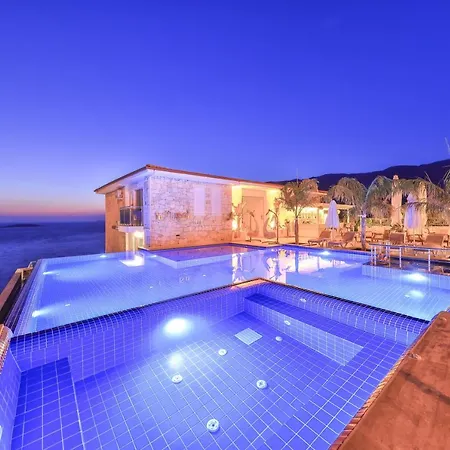 Hotel La Kumsal 3*